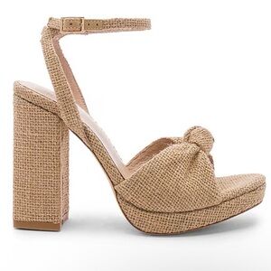 LPA Alessia Platform in Natural Size 9